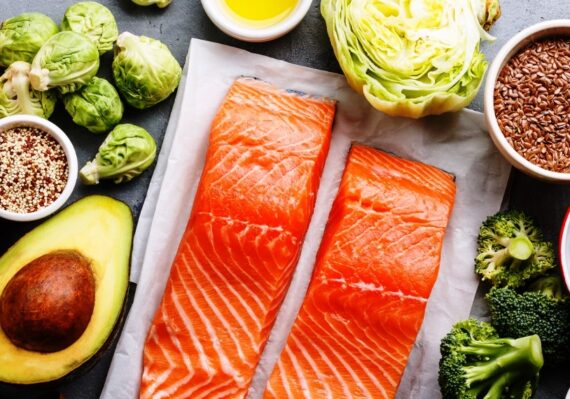 Jenis Makanan Sehat yang Perlu Dikonsumsi Setiap Hari untuk Mendukung Kesehatan Tubuh