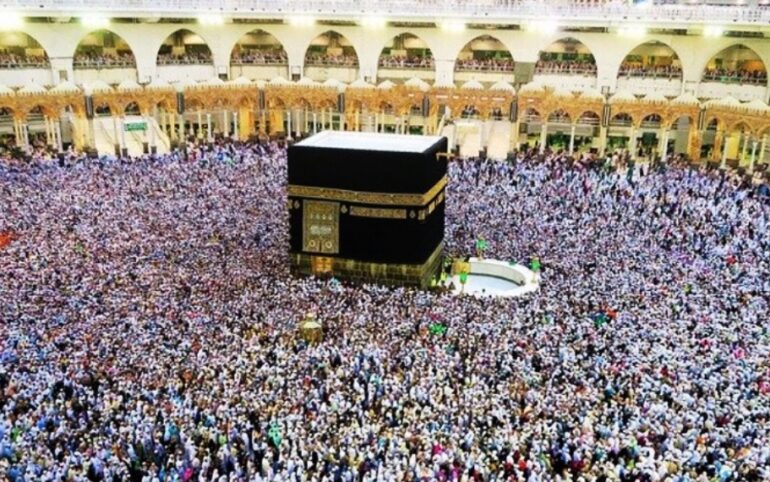 Travel Haji Plus Terbaik di Jakarta Memilih Alhijaz Indowisata sebagai Mitra Perjalanan Anda