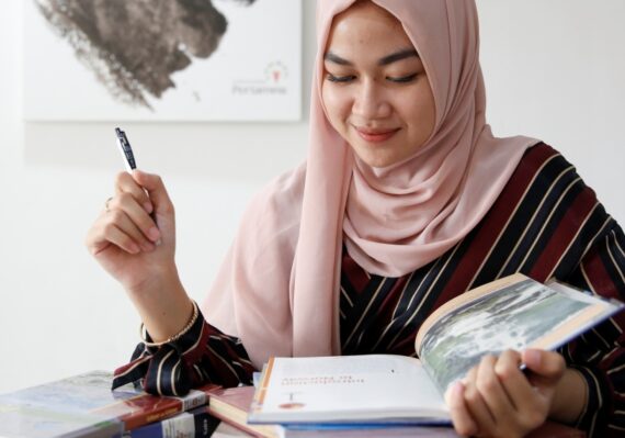 Jurusan Kuliah Terbaik untuk Menjadi Profesional Bisnis yang Andal di Masa Depan