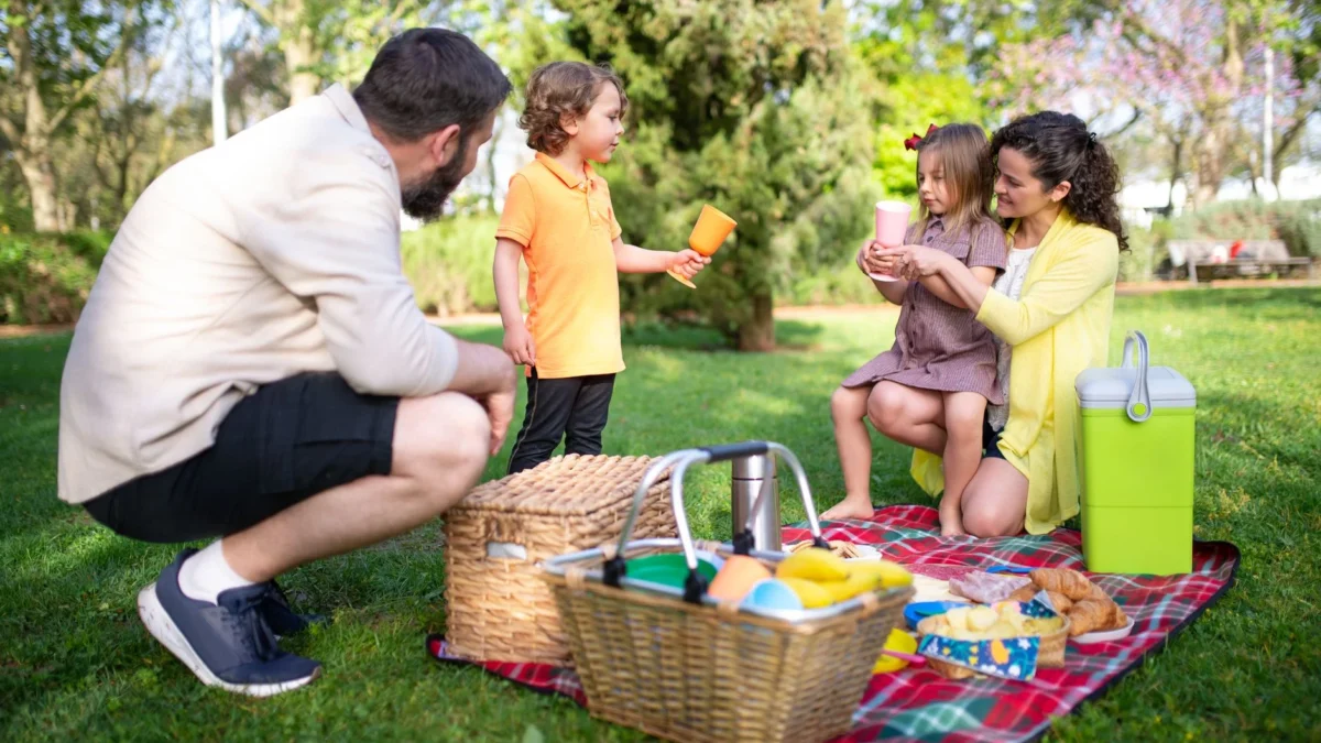 Rekomendasi Tempat Piknik Keluarga Seru untuk Momen Kebersamaan